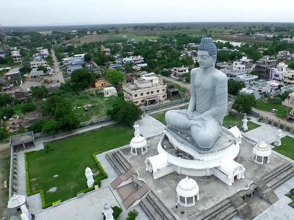 విజయవాడలోని పున్నమి ఘాట్‌లో ఎయిర్ షో